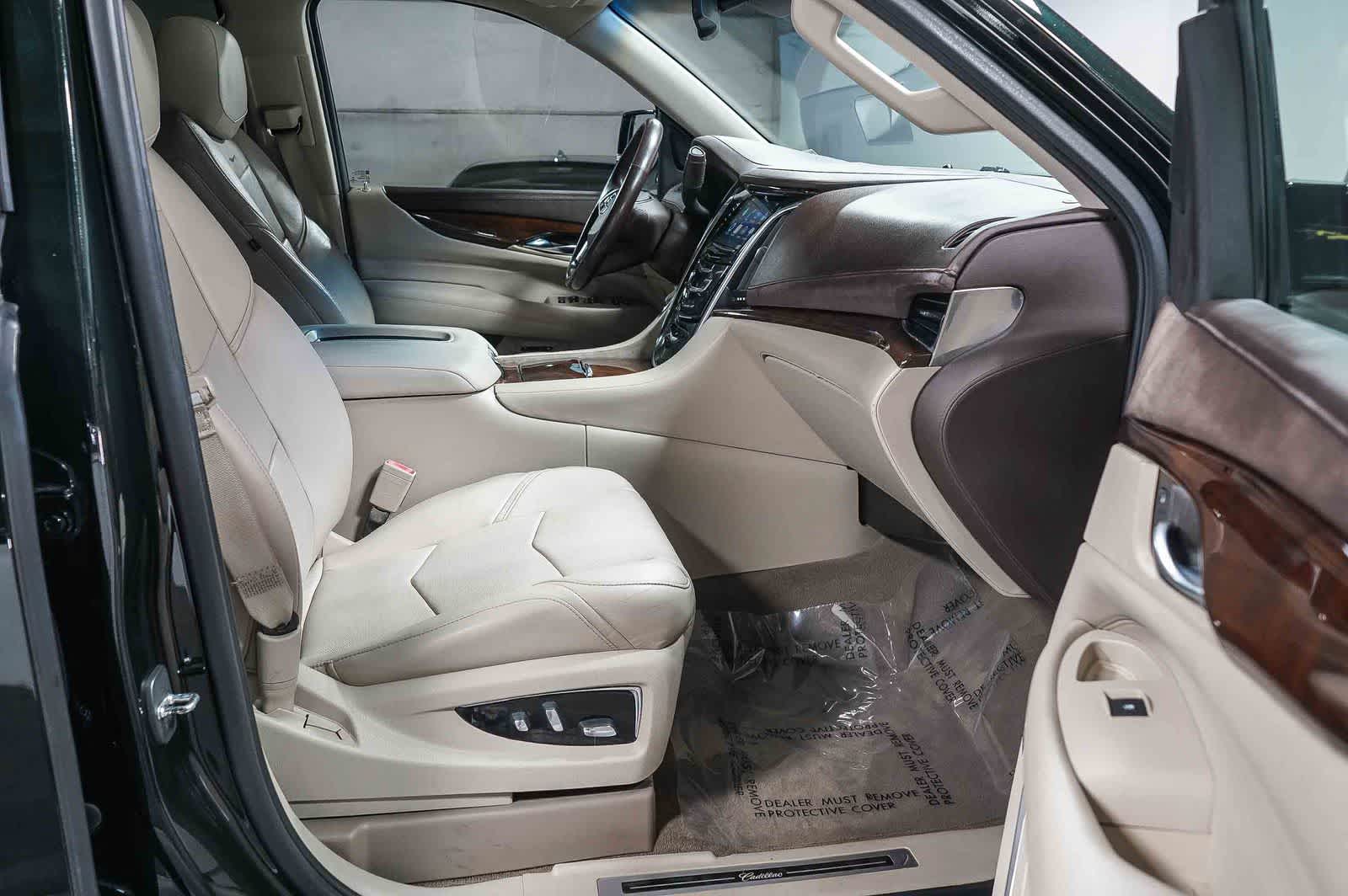 2016 Cadillac Escalade ESV Premium Collection