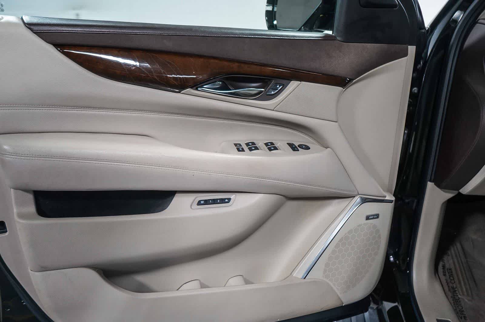 2016 Cadillac Escalade ESV Premium Collection