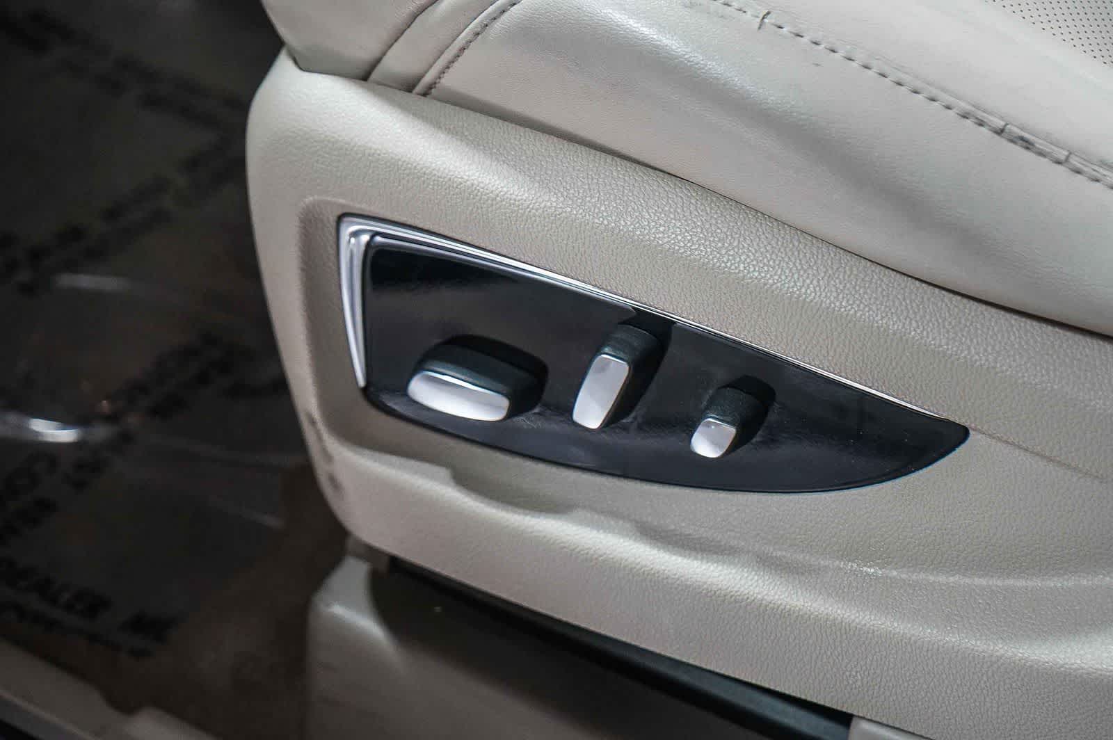 2016 Cadillac Escalade ESV Premium Collection