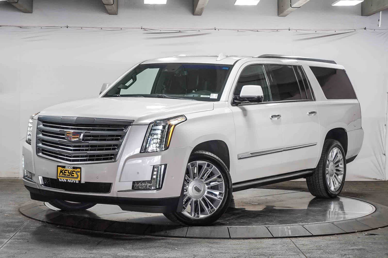 2018 Cadillac Escalade ESV AWD Platinum's photo