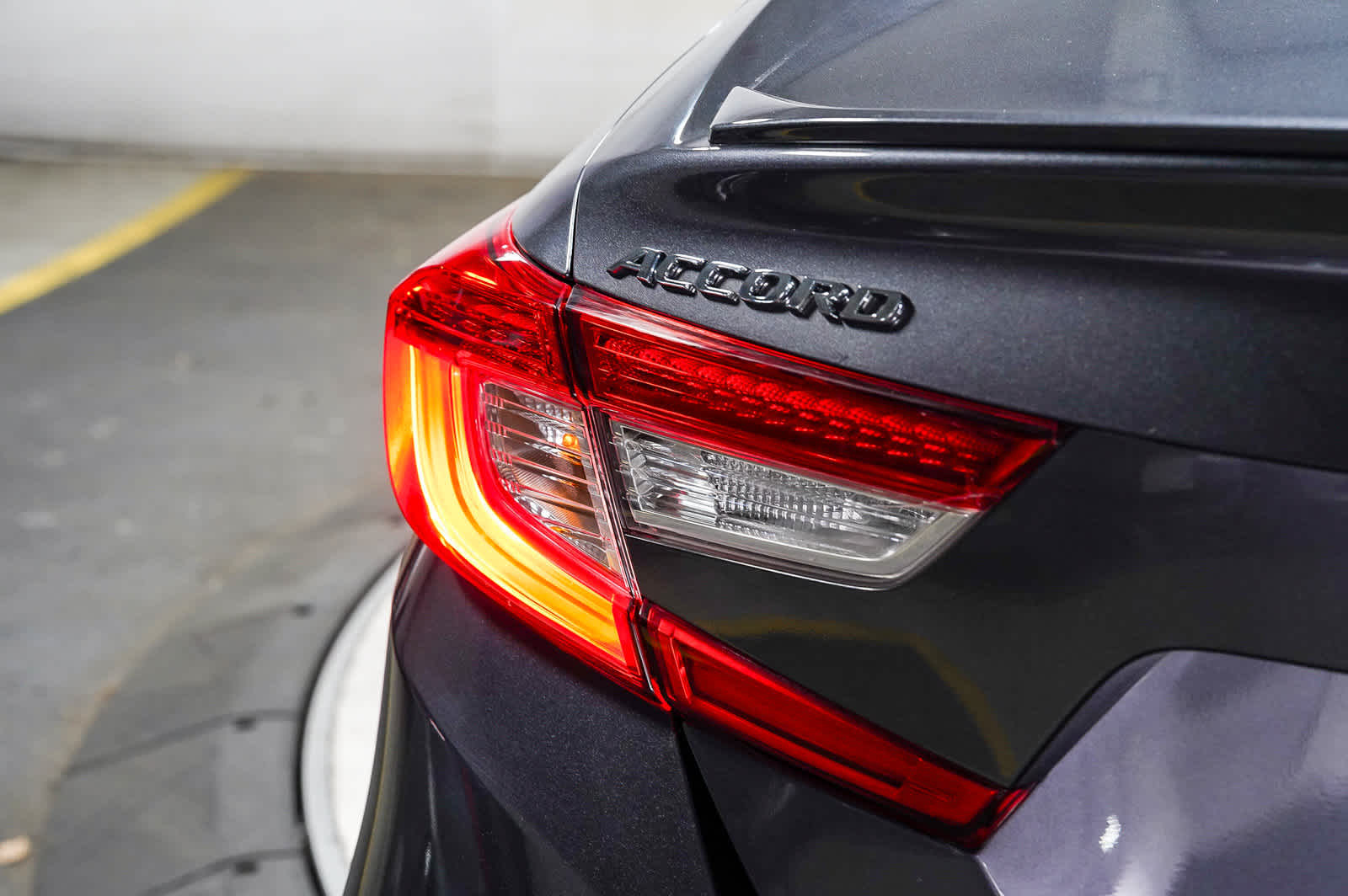 2019 Honda Accord Sedan Sport 2.0T