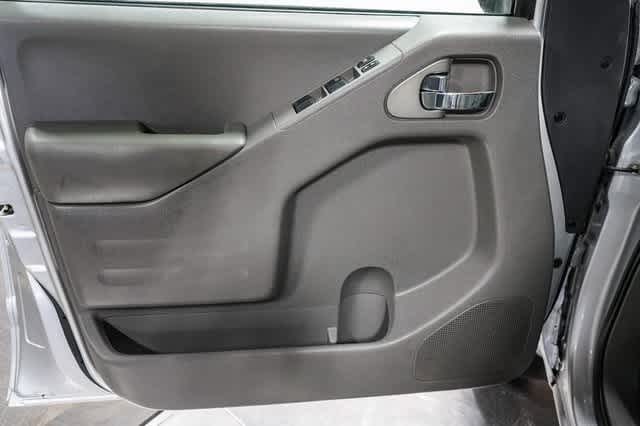 2017 Nissan Frontier SV V6