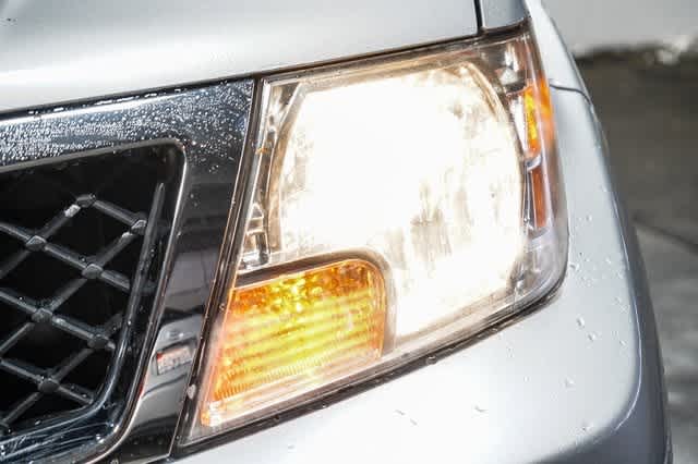 2017 Nissan Frontier SV V6