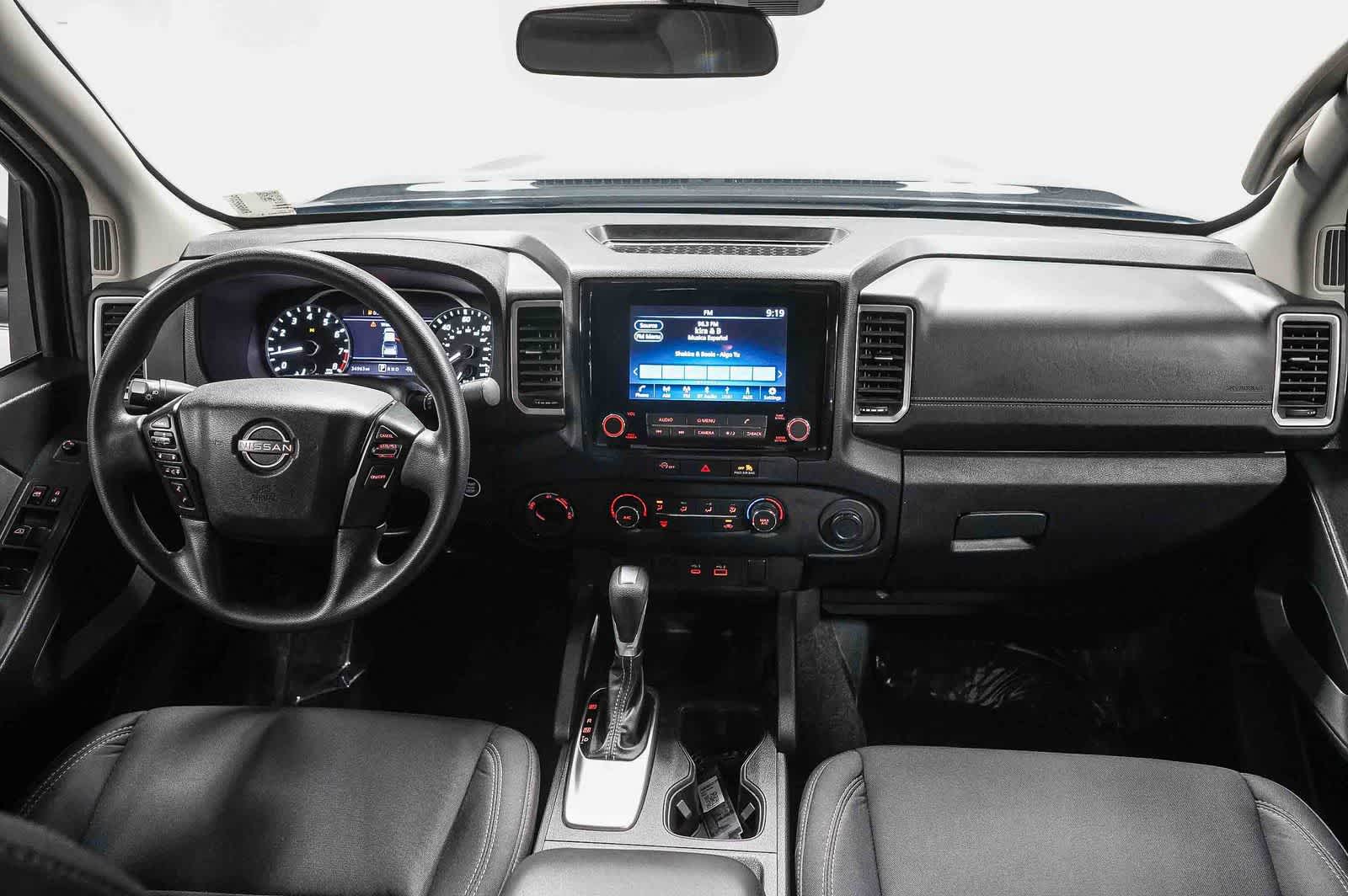 2024 Nissan Frontier SV