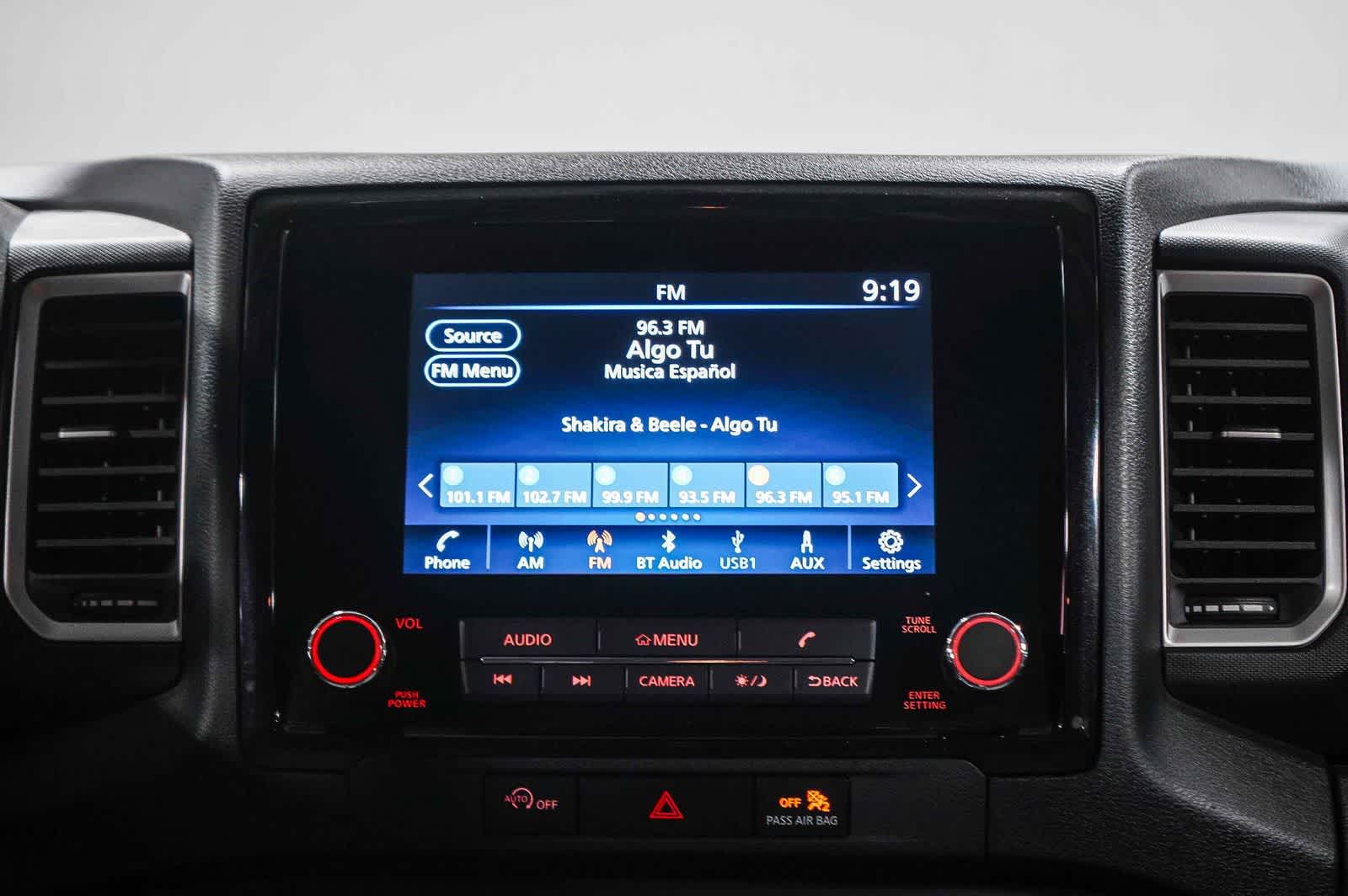 2024 Nissan Frontier SV