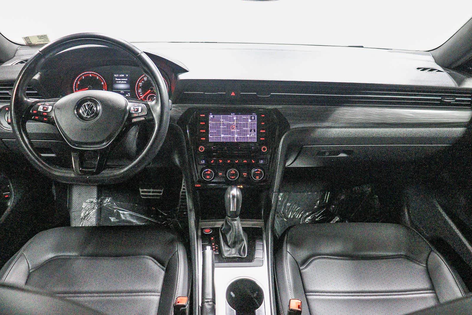 2022 Volkswagen Passat 2.0T R-Line