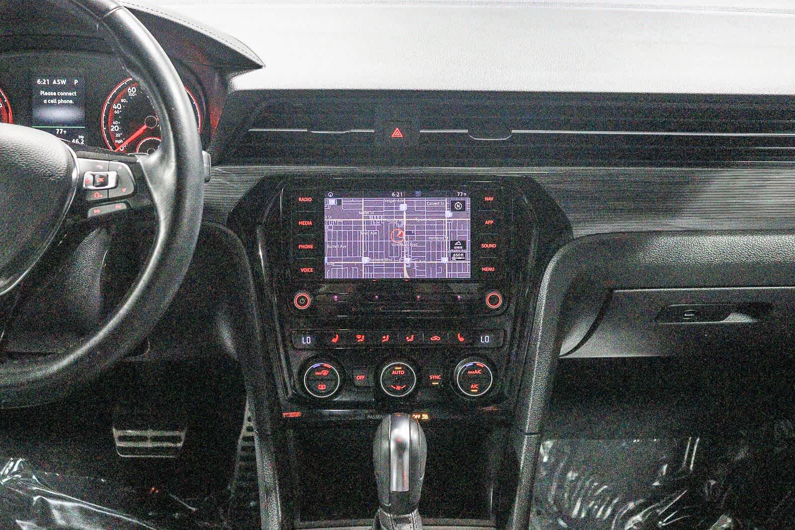 2022 Volkswagen Passat 2.0T R-Line