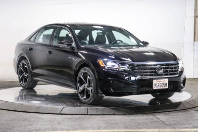 2022 Volkswagen Passat 2.0T R-Line