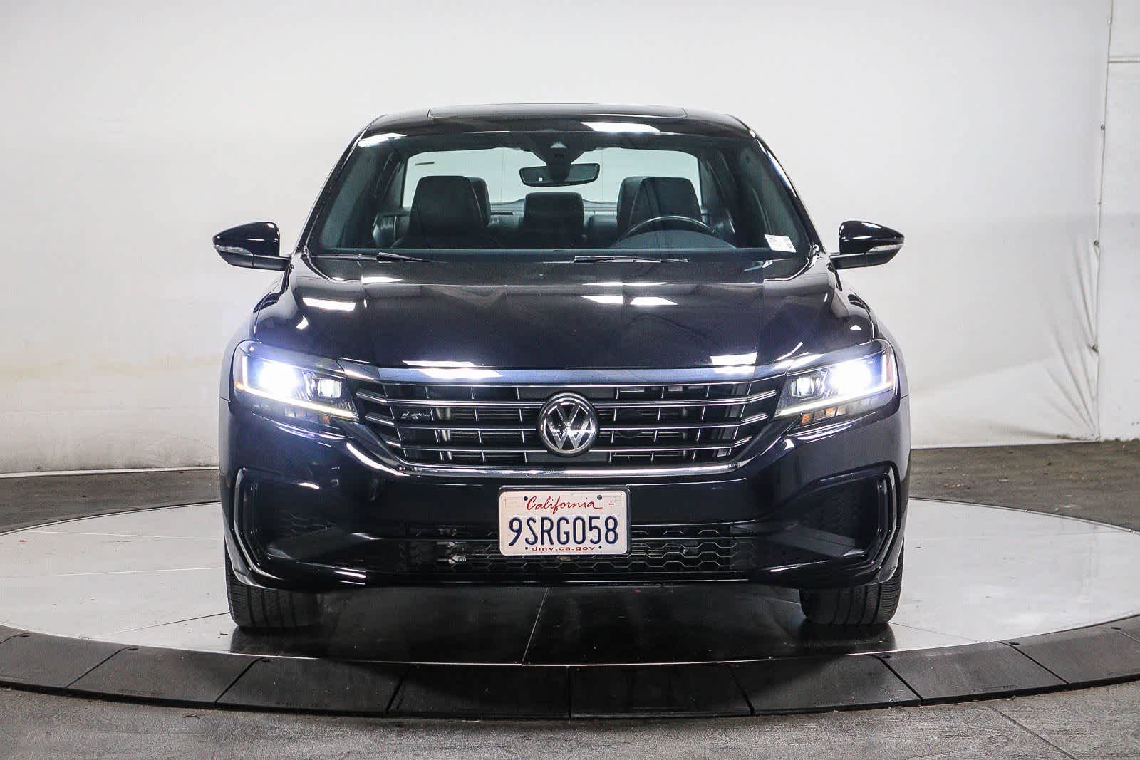 2022 Volkswagen Passat 2.0T R-Line