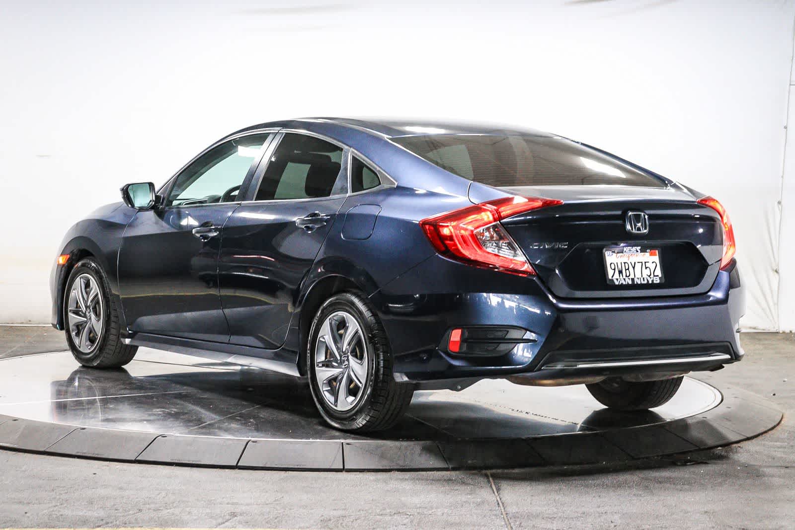 2020 Honda Civic Sedan LX