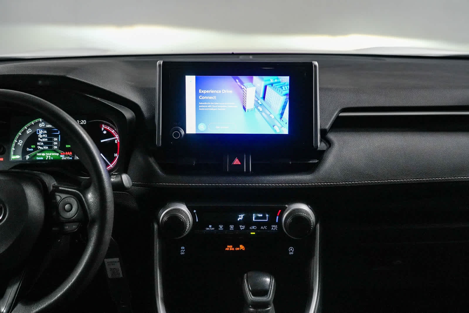2025 Toyota RAV4 LE