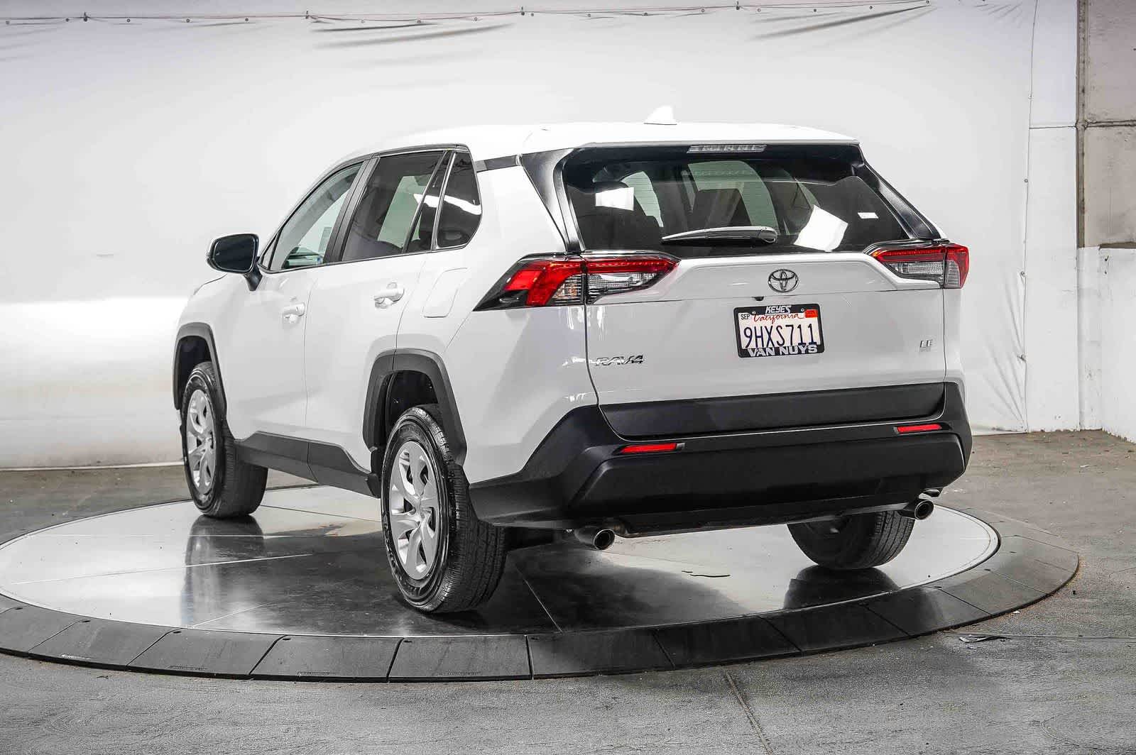 2023 Toyota RAV4 LE