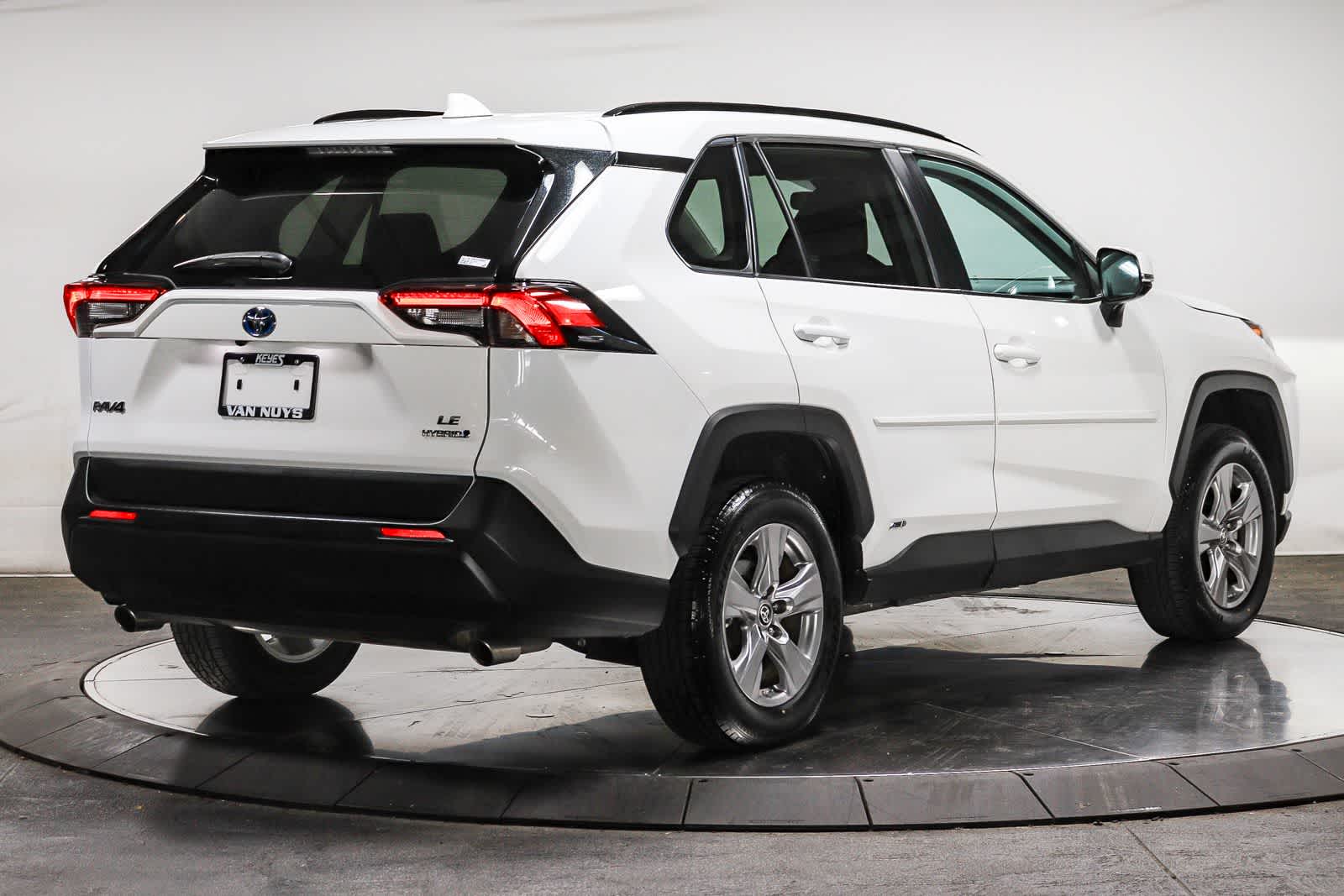 2024 Toyota RAV4 Hybrid LE