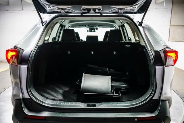 2019 Toyota RAV4 Hybrid LE