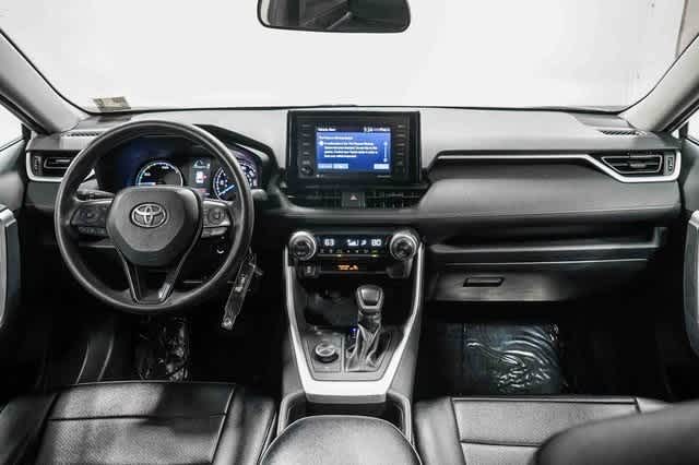 2020 Toyota RAV4 Hybrid LE