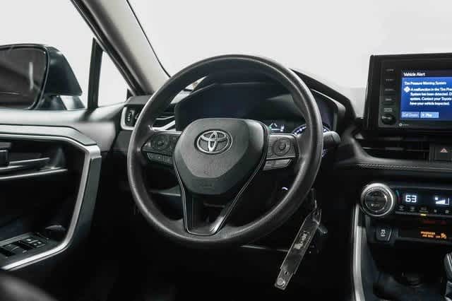 2020 Toyota RAV4 Hybrid LE