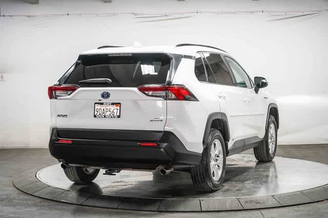 2020 Toyota RAV4 Hybrid LE