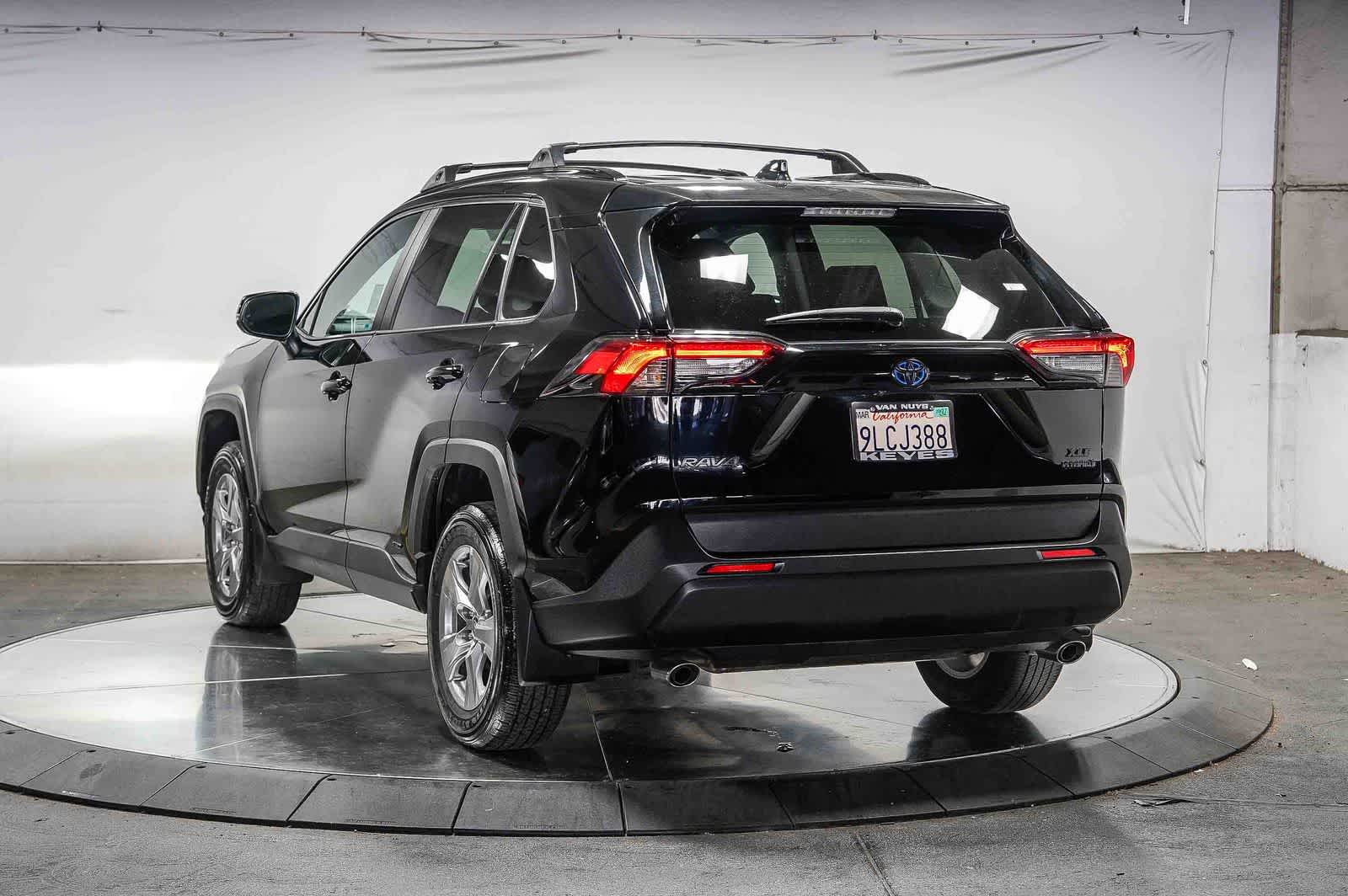 2024 Toyota RAV4 Hybrid XLE