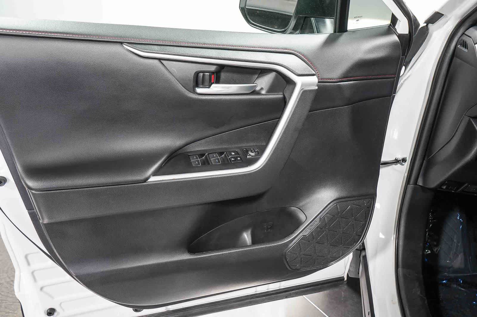 2024 Toyota RAV4 TRD Off Road