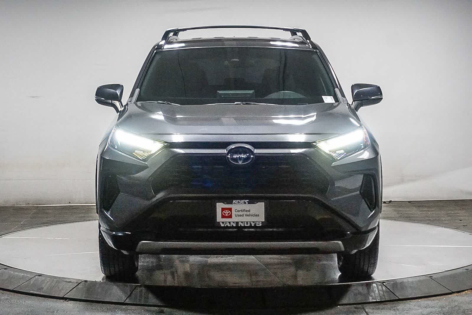 2023 Toyota RAV4 Hybrid SE