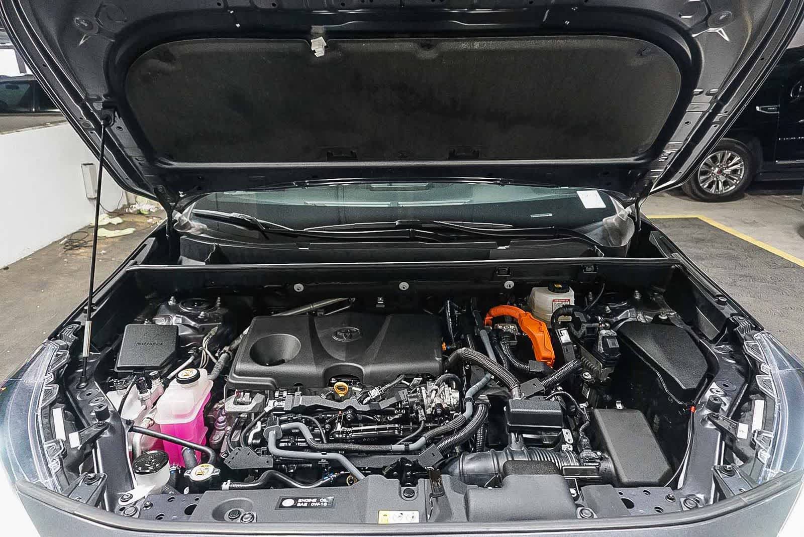 2023 Toyota RAV4 Hybrid SE