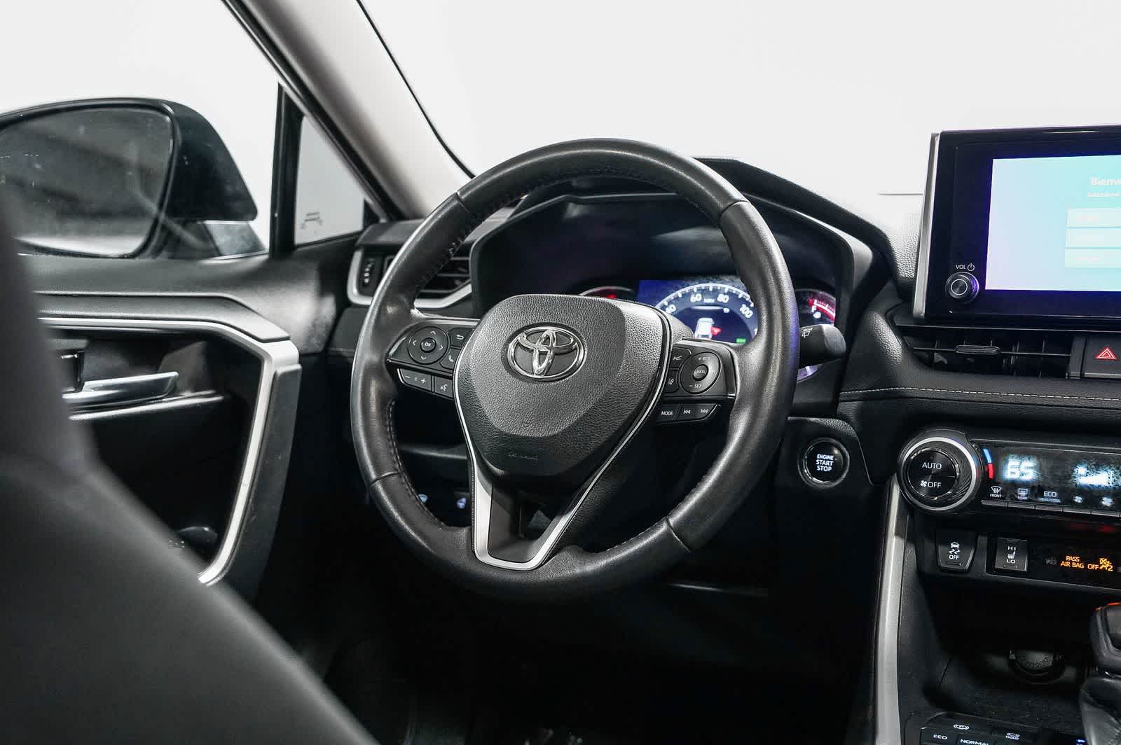 2023 Toyota RAV4 XLE