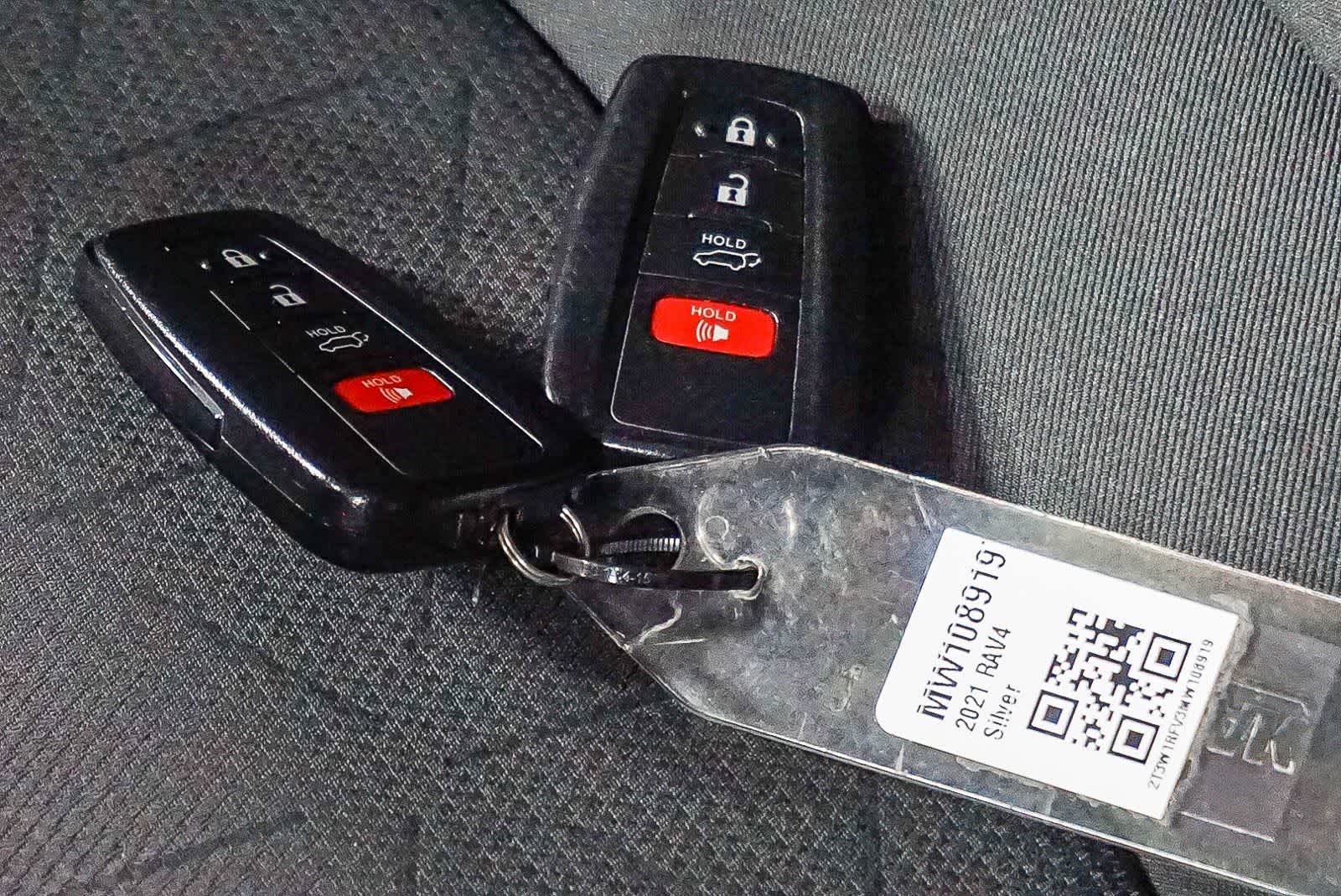 2021 Toyota RAV4 XLE