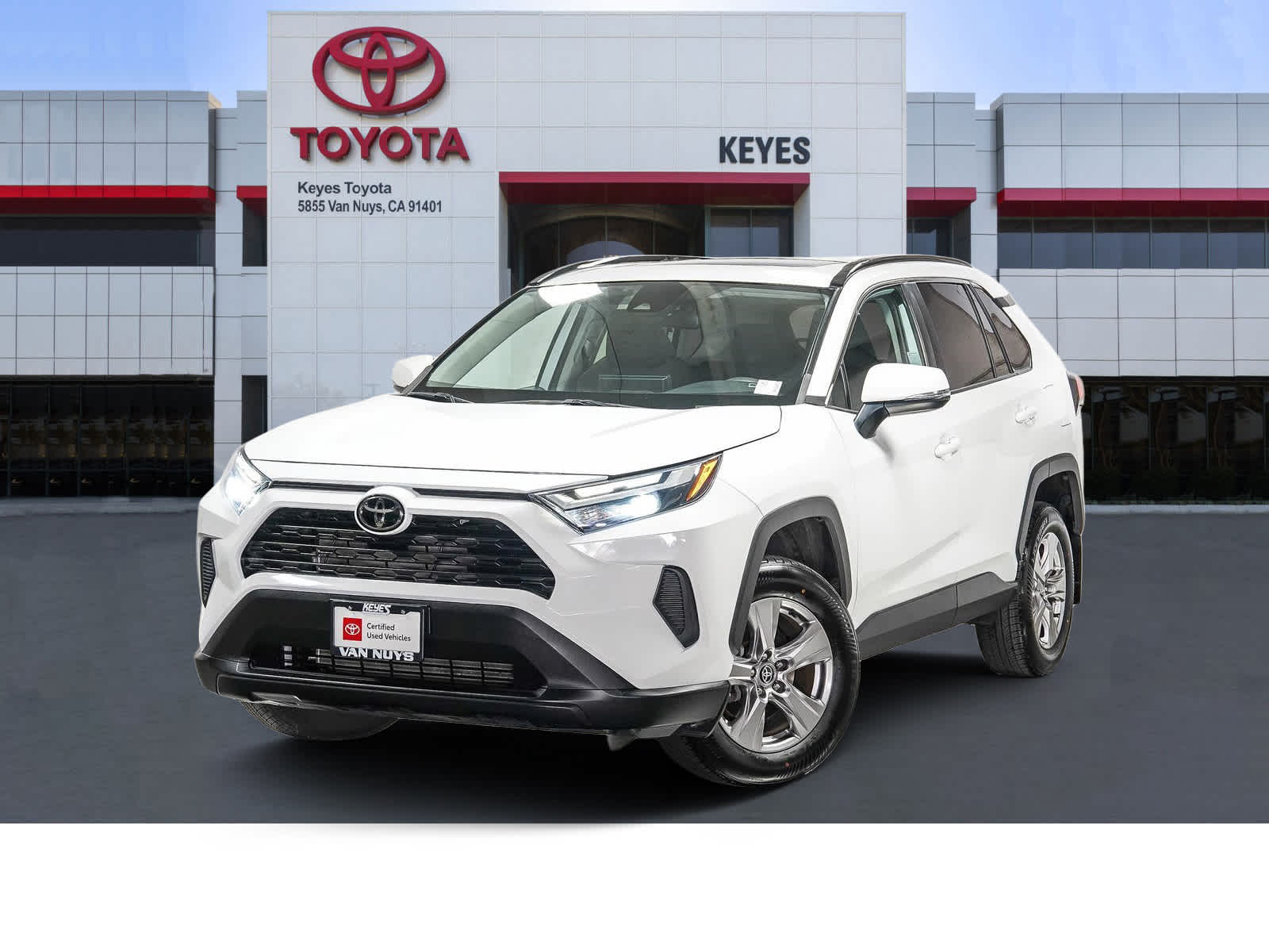 2023 Toyota RAV4 XLE