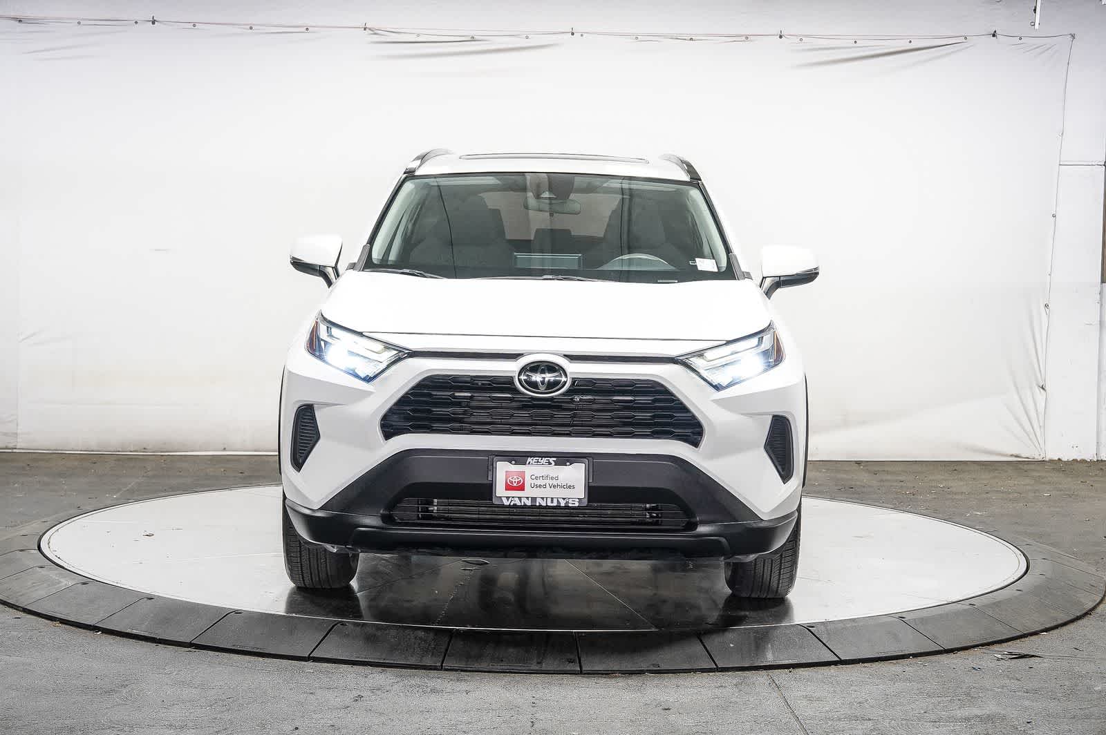 2023 Toyota RAV4 XLE