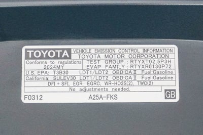 2024 Toyota RAV4 XLE