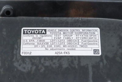 2024 Toyota RAV4 XLE