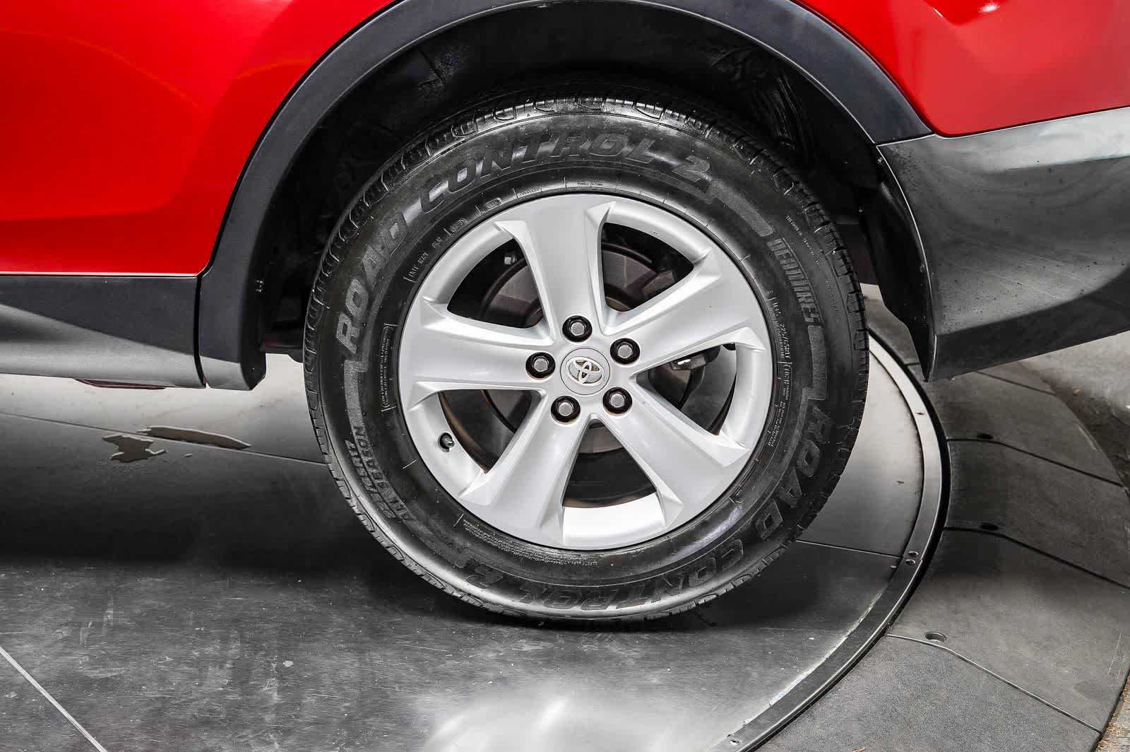 2014 Toyota RAV4 XLE