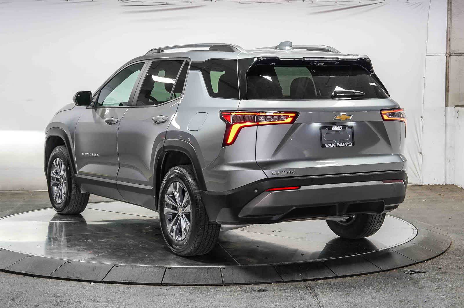 2025 Chevrolet Equinox FWD LT