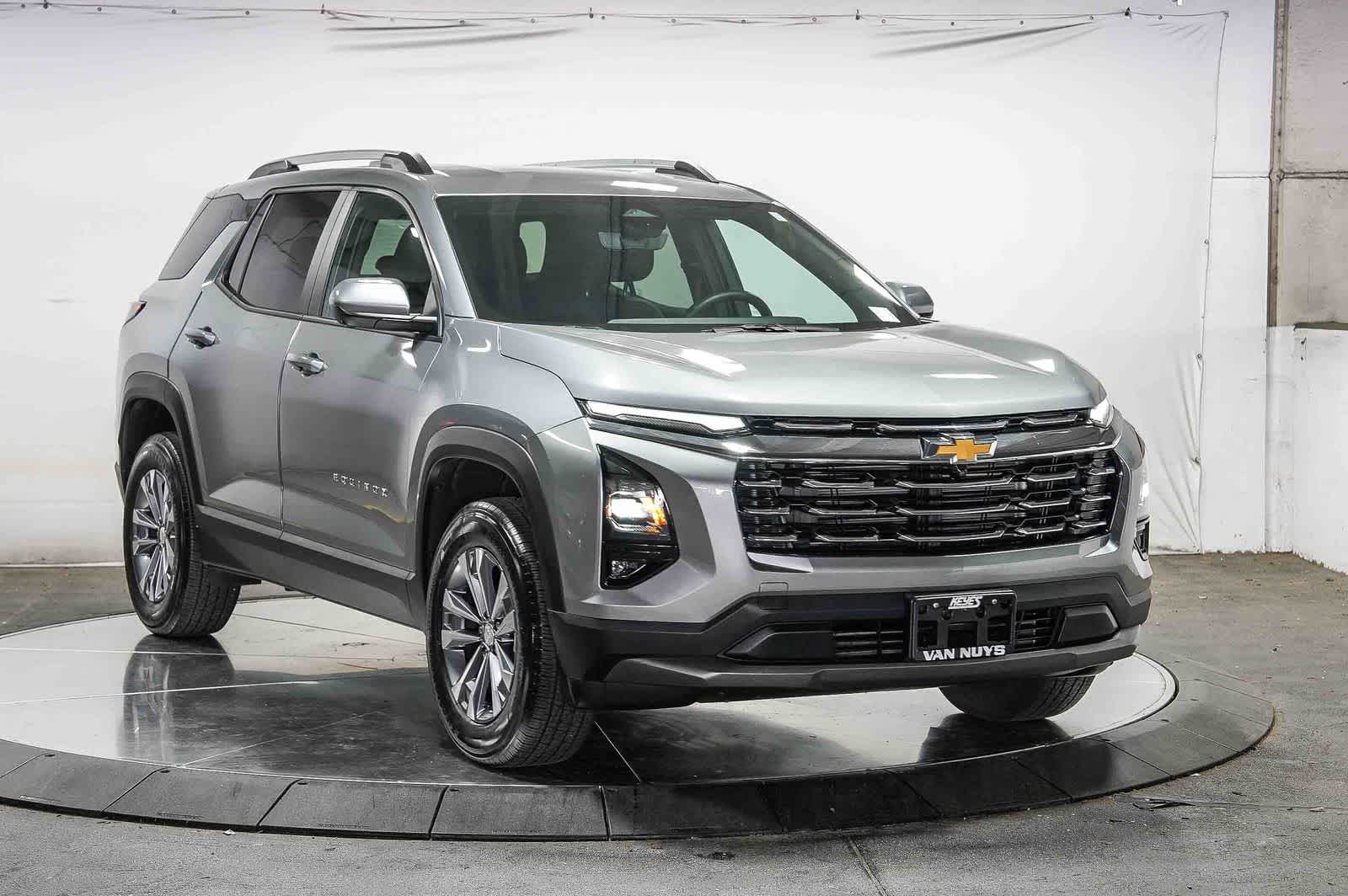 2025 Chevrolet Equinox FWD LT