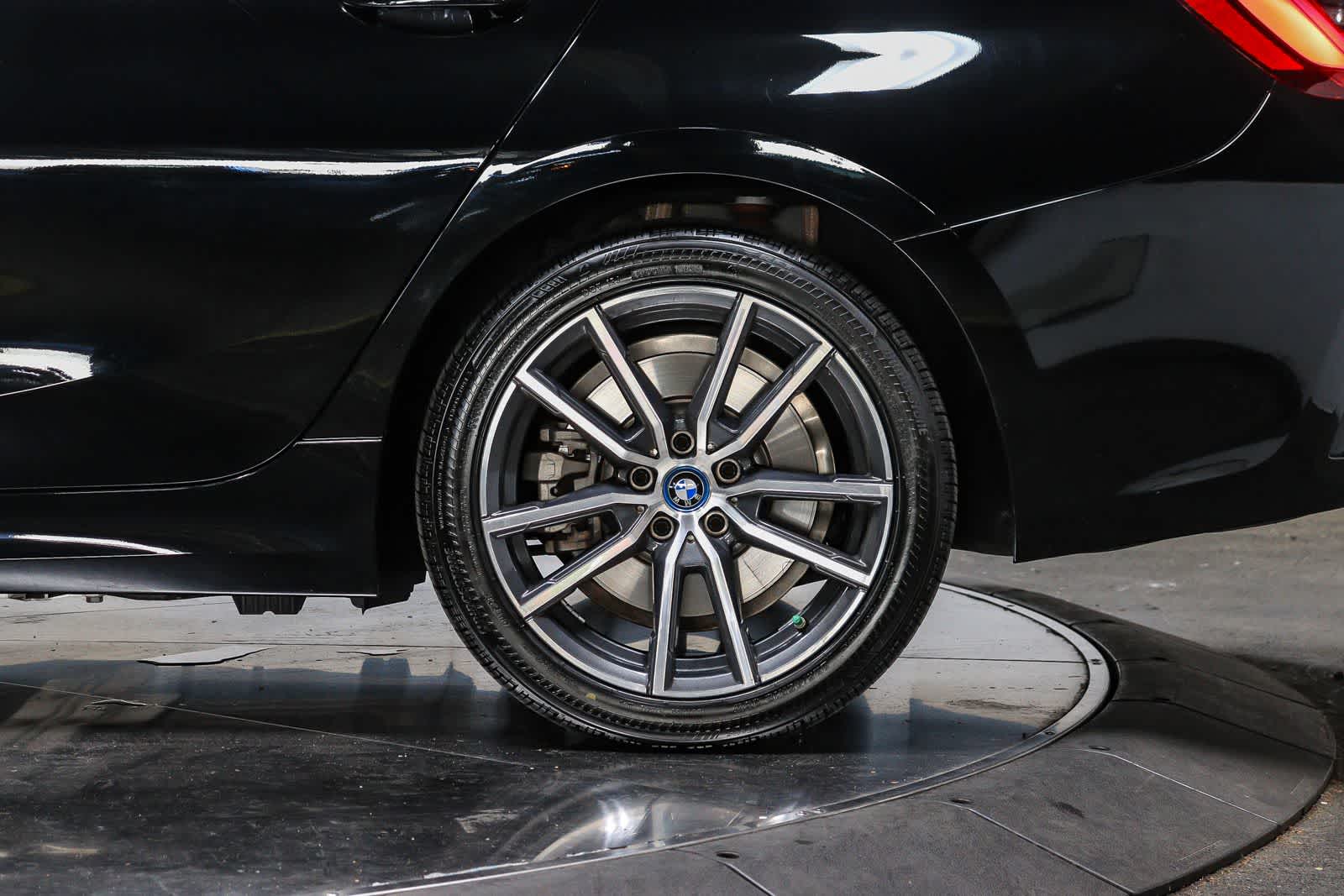 2022 BMW 330e 330e