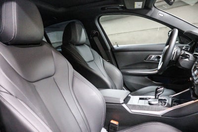2022 BMW 330e 330e