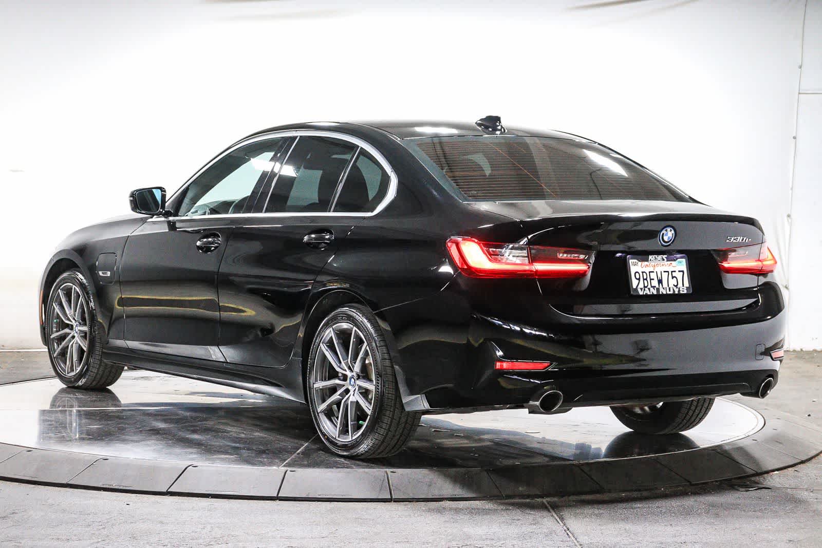 2022 BMW 330e 330e