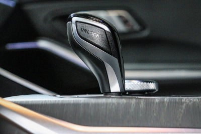 2022 BMW 330e 330e