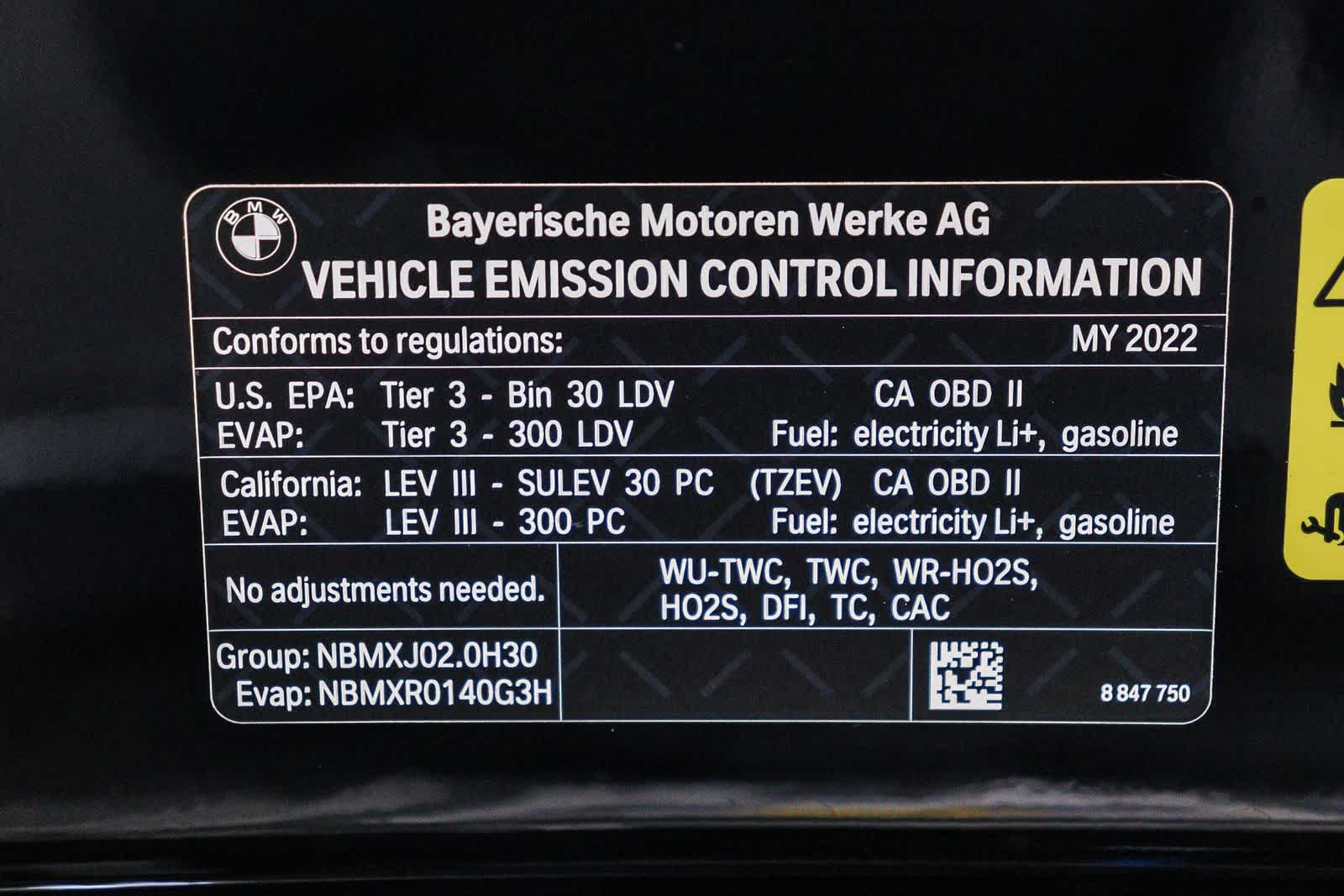 2022 BMW 330e 330e