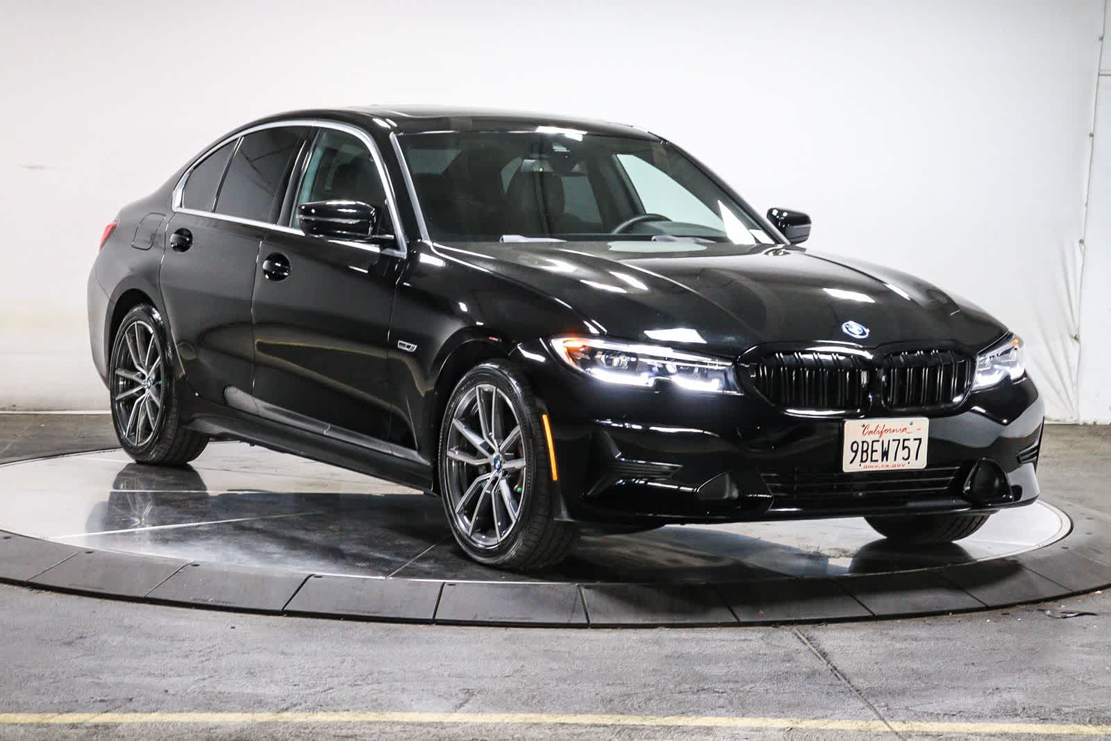 2022 BMW 330e 330e