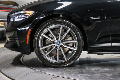 2022 BMW 330e 330e