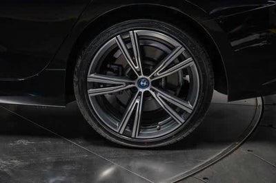 2022 BMW 3 Series 330e