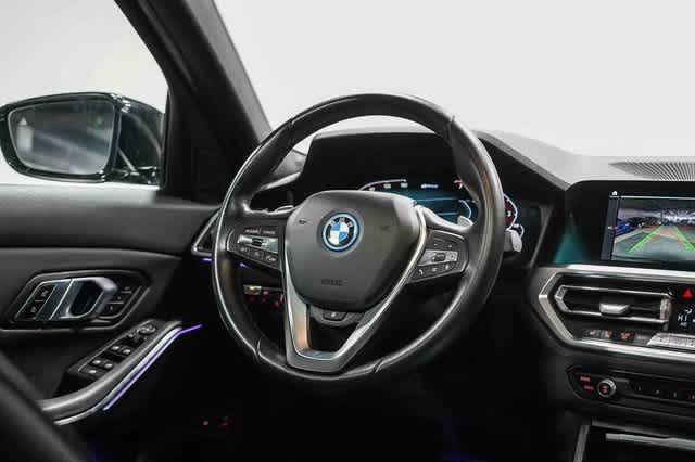 2022 BMW 3 Series 330e