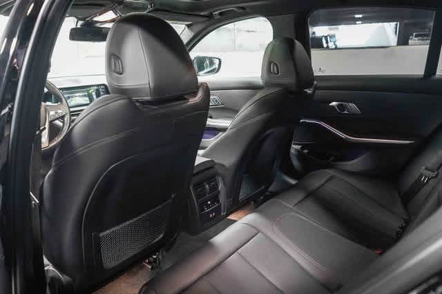 2022 BMW 3 Series 330e