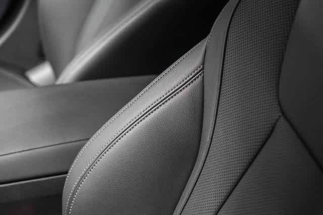 2022 BMW 3 Series 330e