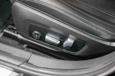 2022 BMW 3 Series 330e