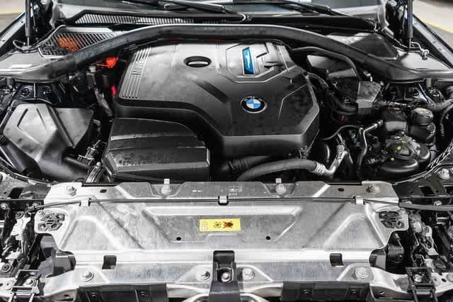 2022 BMW 3 Series 330e