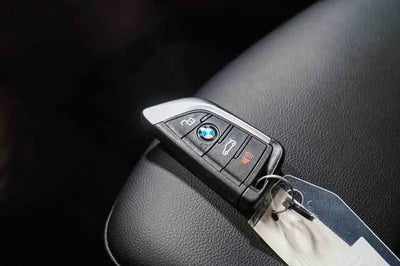 2022 BMW 3 Series 330e