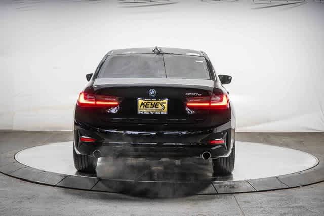 2022 BMW 3 Series 330e