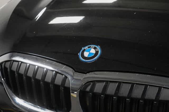 2022 BMW 3 Series 330e